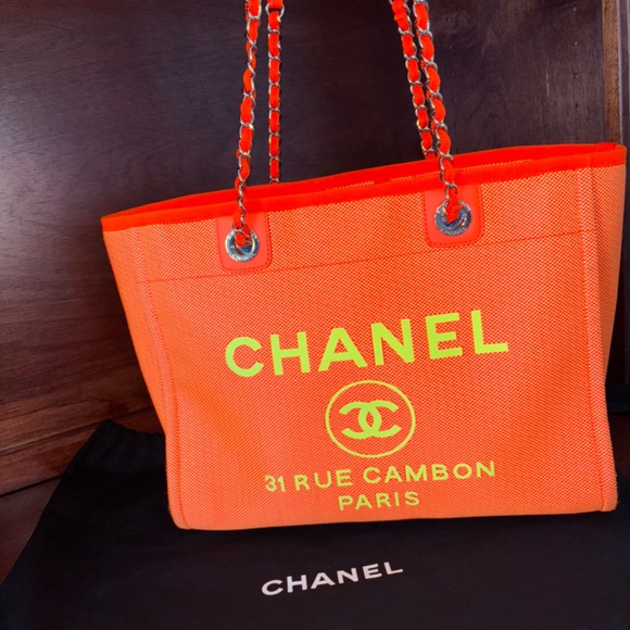 CHANEL Orange Tote Bag with Neon Accents - Picture 9 of 9